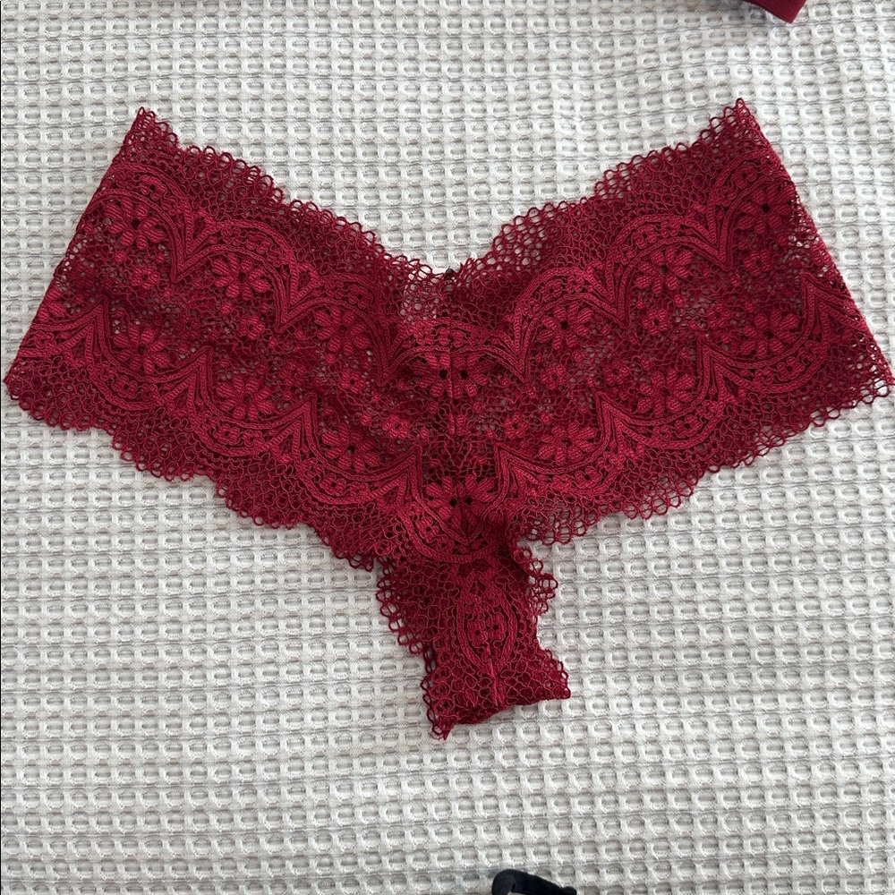 Body by Victoria Secret Set - Picture 3 of 5